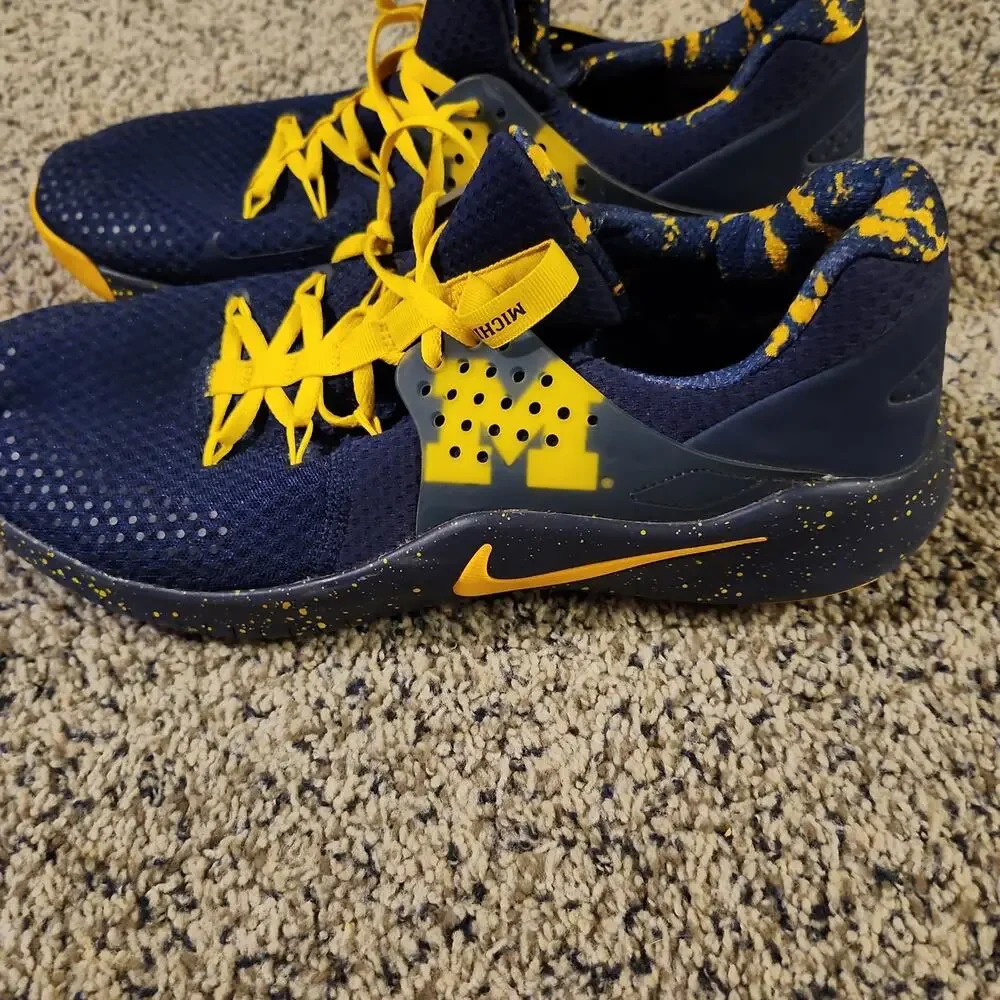 Michigan College Jacket - Picture 9 of 12
